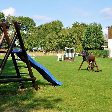 Ferienhaus Sommerbrise, Hof Zur Sonnenseite Fehmarn, 4 Sterne Eksteriør bilde